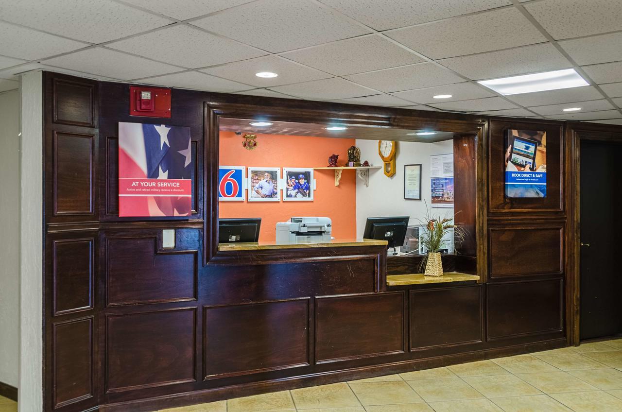 Motel 6-Westborough, Ma Northborough Bagian luar foto