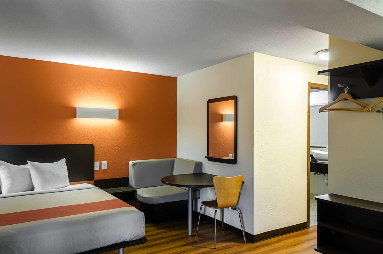 Motel 6-Westborough, Ma Northborough Bagian luar foto